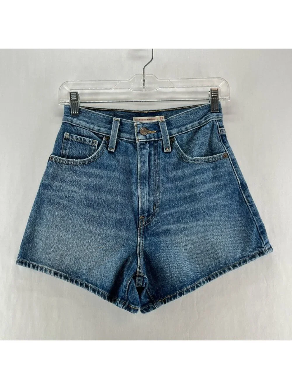 Levi's High Waisted Mom Shorts Womens 25 Zip Fly Pockets Medium Wash Denim Blue